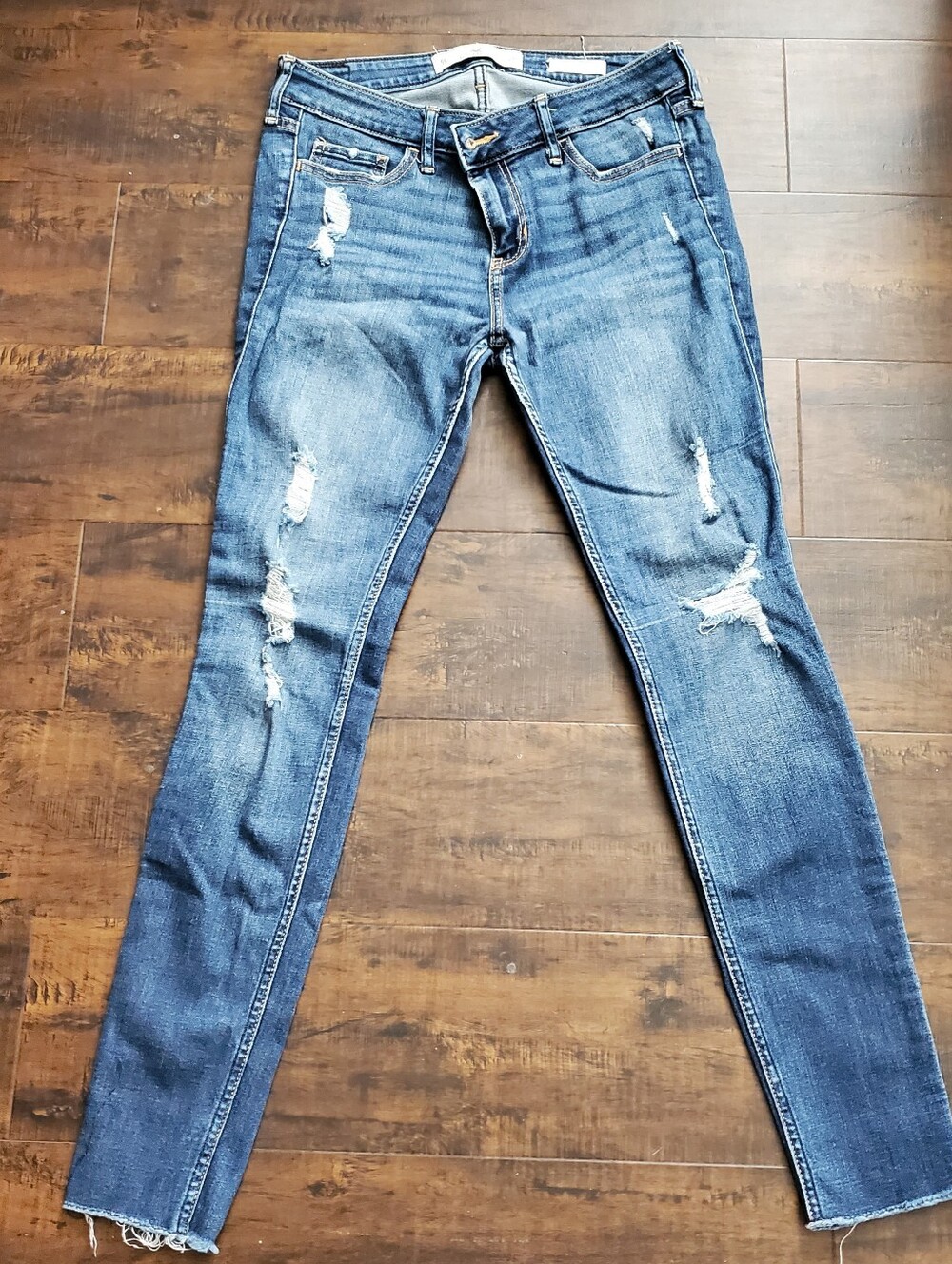 Hollister Dark Wash Blue Distressed Low Rise Super Skinny Jeans 5 Short 27W 28L